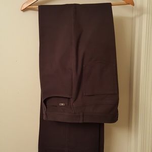 🌸ST JOHN SPORT SLACKS.